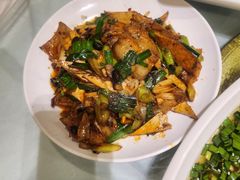 -华光驿站私房菜·黑金冠