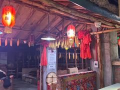 -鱼窝棚柴火铁锅炖(富山屯店)