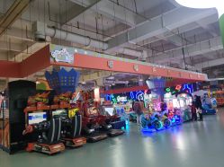 -嘟嘟乐儿童乐园(卜蜂莲花店)