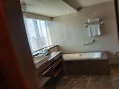 -广州中心皇冠假日酒店