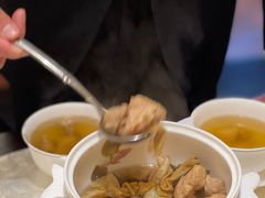 龙虾汤海蜇里子炖豆腐-人间采蜜(海信广场店)