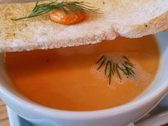 海鲜汤蒜香面包-EN SPACE恩空间