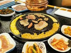 -碳香居烤肉