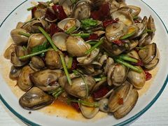 -嗨辣小聚·盘锦河蟹·海鲜烧烤龙虾(盘锦十年好店)