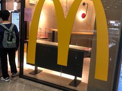 门面-麦当劳(海岸城店)