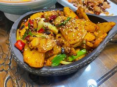 -阿鹏故事云南野生菌火锅(人民路店)