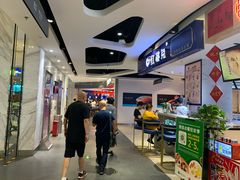 -资和信百货商场