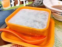 鲜奶红豆沙-顺记冰室(宝华路店)