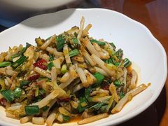 -魏铭鱼头捞饭(晋阳路店)