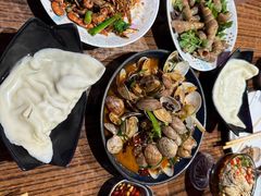 -蚝堡海鲜·威海菜·海肠捞饭·烧烤·亚洲吃蚝公司(幸福门店)