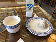 -笑来喜馄饨小笼工坊店(湖滨街店)