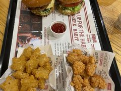 -The Habit Burger Grill 哈比特汉堡(爱琴海店)