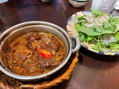 -Cuc Gach Quan Restaurant