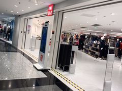 -优衣库(上海正大广场店)