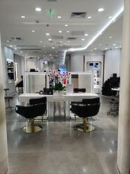 -Kraemer Paris  苏豪路易士·嘉玛发廊