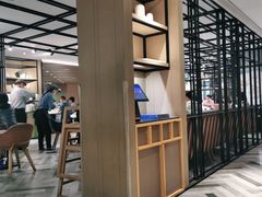 -港丽餐厅