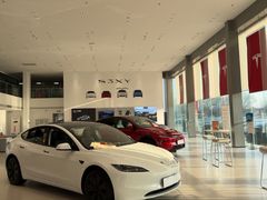 -TESLA 特斯拉(北京后沙峪特斯拉中心)