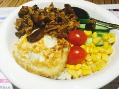 卤肉饭-花腰餐吧Bistro烧烤 傣味(传媒大学店)