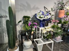 -靳晖金百合花艺GOLDENLILY(南院门店)