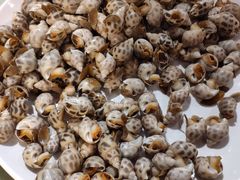 -三亚火车头万人海鲜广场