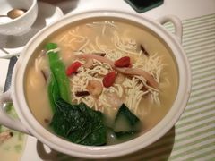 -桂满陇·手作小笼包&江南叫花鸡(中山公园店)