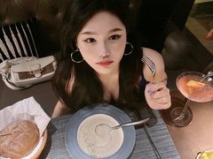 -卡普里披萨·牛扒·下午茶
