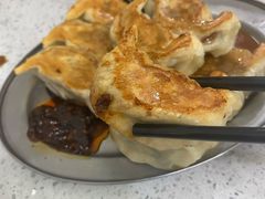 鲜肉韭菜煎饺-芬芳甜品(同福路店)