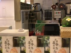 -CoCo都可(湖滨银泰店B区店)