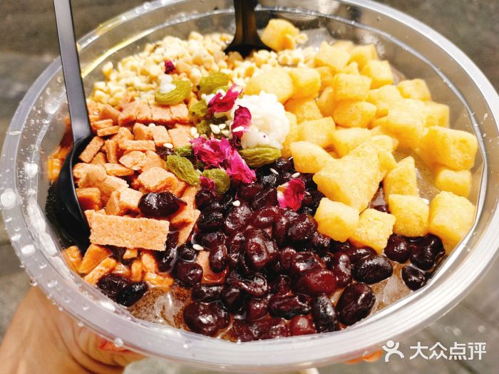 丫头冰粉(总店)-招牌玫瑰糍粑冰粉-菜-招牌玫瑰糍粑冰粉图片-成都美食