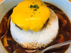 芝士牛肉汉堡咖喱饭-红小满休闲餐厅(十全街店)