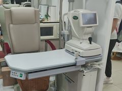 -豪门视光·星趣控·蔡司依视路眼镜代理商(中央大街店)