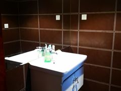 -重庆家富富侨养生会所全省示范店(东五路店)