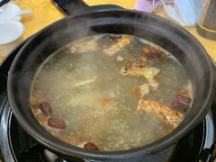 -濠轩阁特色生蚝火锅(水湾路店)