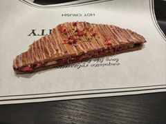 -HOT CRUSH趁热集合·现烤面包(上海环球港店)