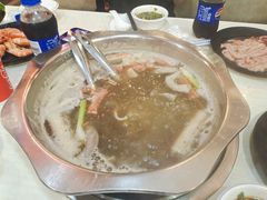 -尚品海鲜肥牛自助火锅(湖明店)