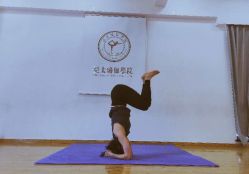 -亚太瑜伽普拉提学院