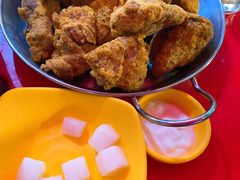 -BHC炸鸡(明洞总店)