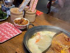 -萍姐火锅·公路夜市(武汉首店)