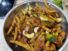 -江城燕子大排档(江汉路步行街店)