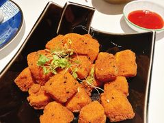 黑松露脆皮豆腐粒-桂满陇·蟹黄小笼汤包(环球港店)