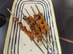 -许哥东北烧烤·铁丳烤串·宫后夹肉(繁花中心店)