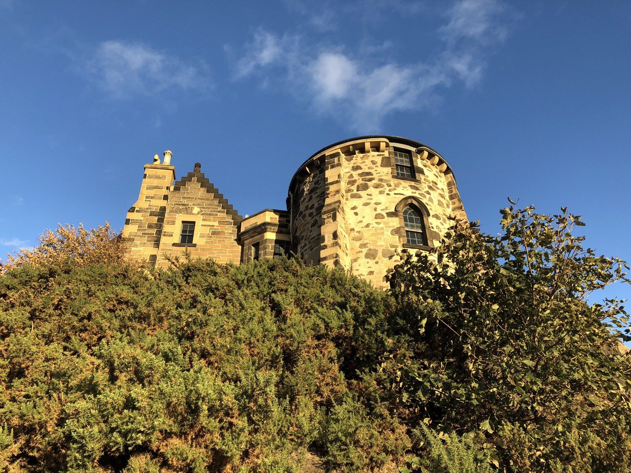 欣赏一下英国苏格兰首府爱丁堡卡尔顿山的优美风光之五