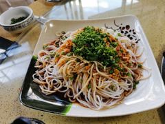 -东巴谷野生菌火锅餐厅