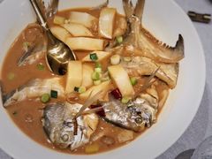 家烧白扁中鲳鱼-甬府小鲜(万象城店)