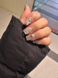 -悦指间美甲美睫