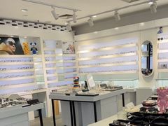 -浮光眼镜·蔡司视觉合作·数字验配中心(陆家嘴店)
