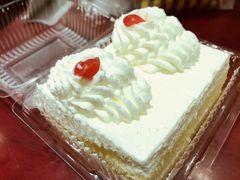 -红宝石·鲜奶小方·海派西点房(金杨店)