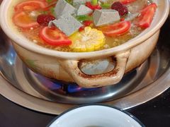 排骨汤锅-花水湾红太阳牛肉汤锅
