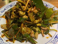 折耳根拌胡豆-百年神厨·地道川菜(清江西路店)