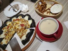 -必胜客(环球店)